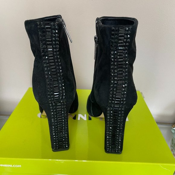 Gianni Bini Beaded Black Heels - Picture 4 of 5